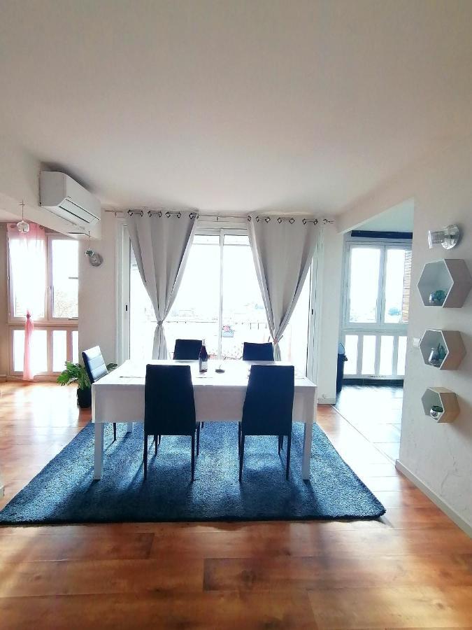Modern Apart 70M2 - 2 Rooms - Parking Avinhão Exterior foto